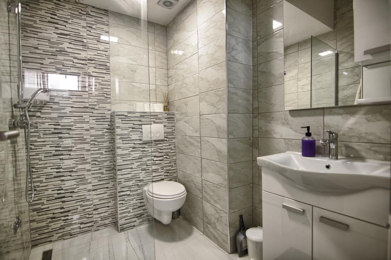Rooms Dragica Pakostane Exterior photo