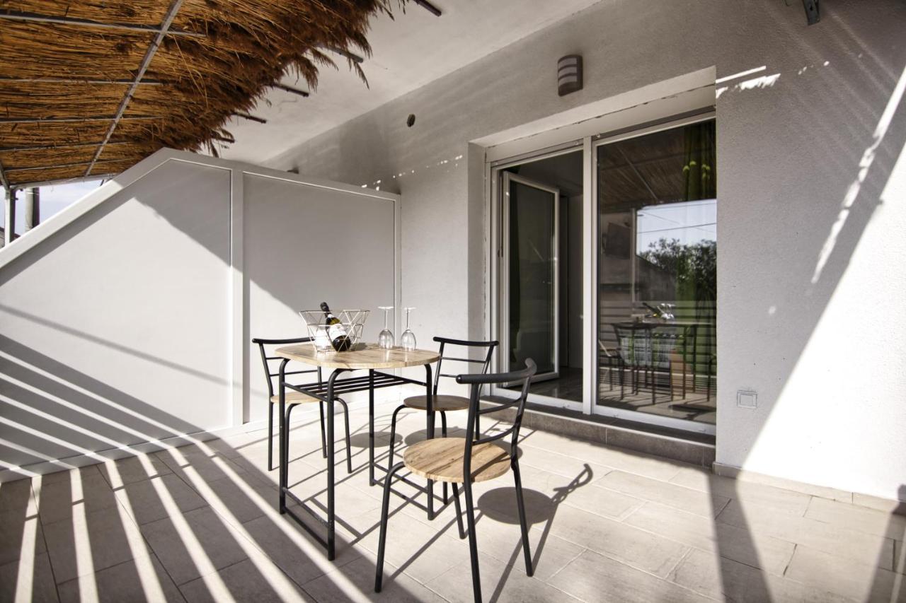 Rooms Dragica Pakostane Exterior photo